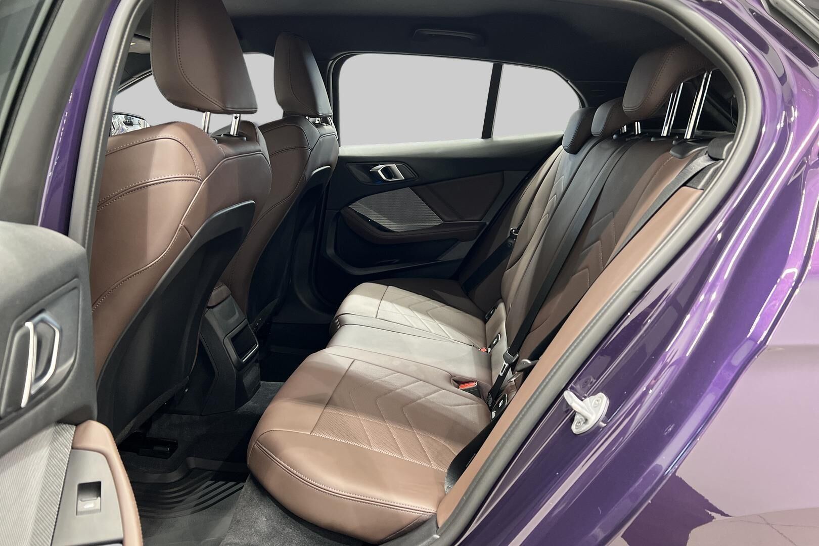 BMW 1-SARJA iso kuva 10