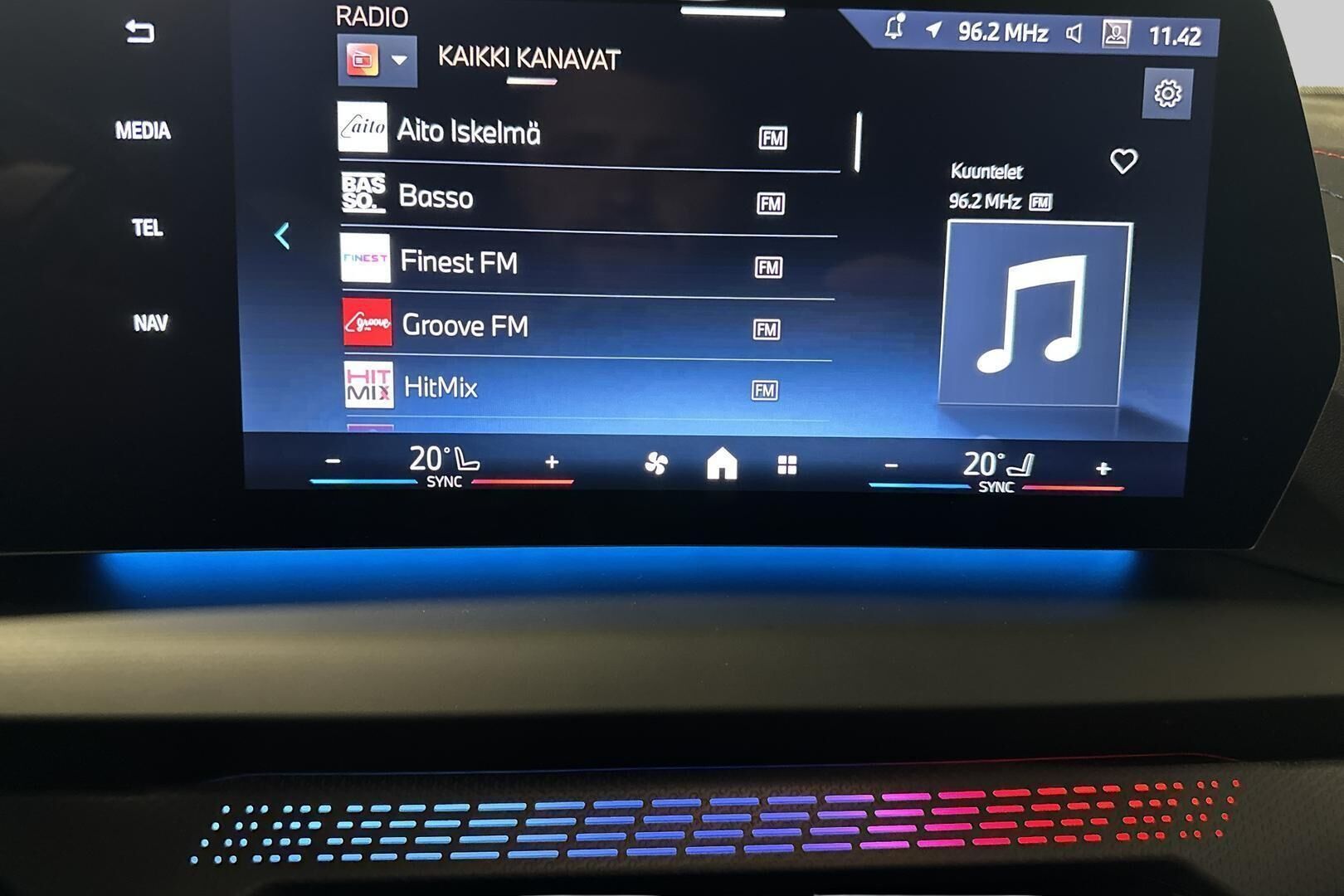 BMW 1-SARJA iso kuva 28
