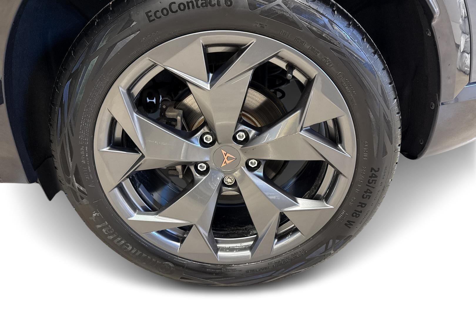 CUPRA FORMENTOR iso kuva 13