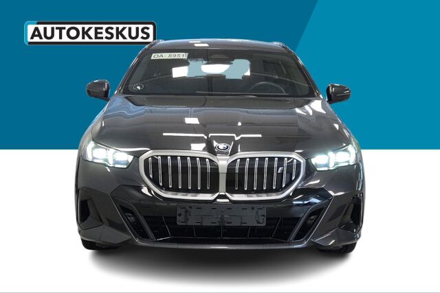 BMW I5