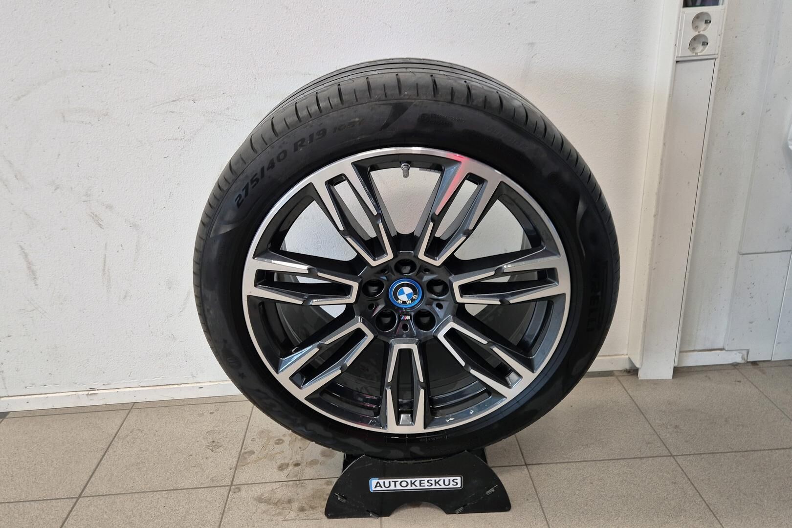 BMW I5 iso kuva 21