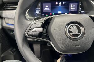 SKODA OCTAVIA esikatselu 23