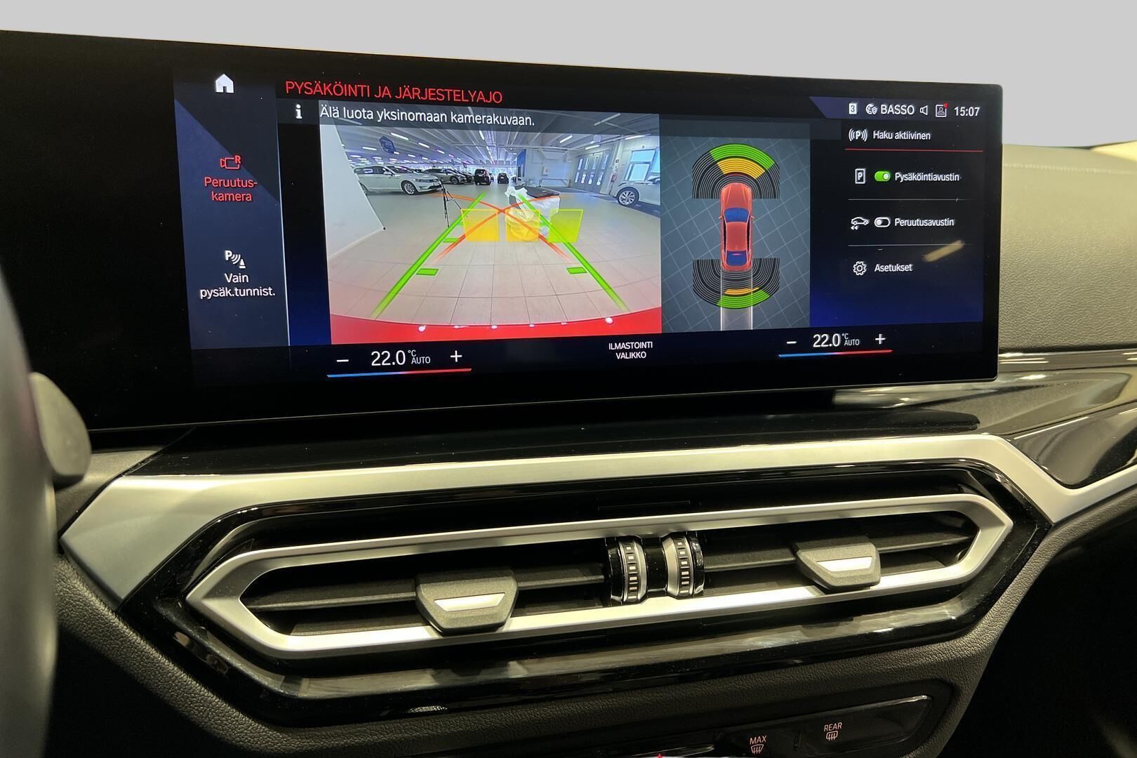 BMW I4 iso kuva 34