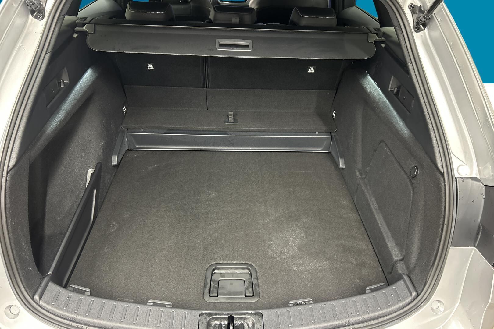 TOYOTA COROLLA iso kuva 10