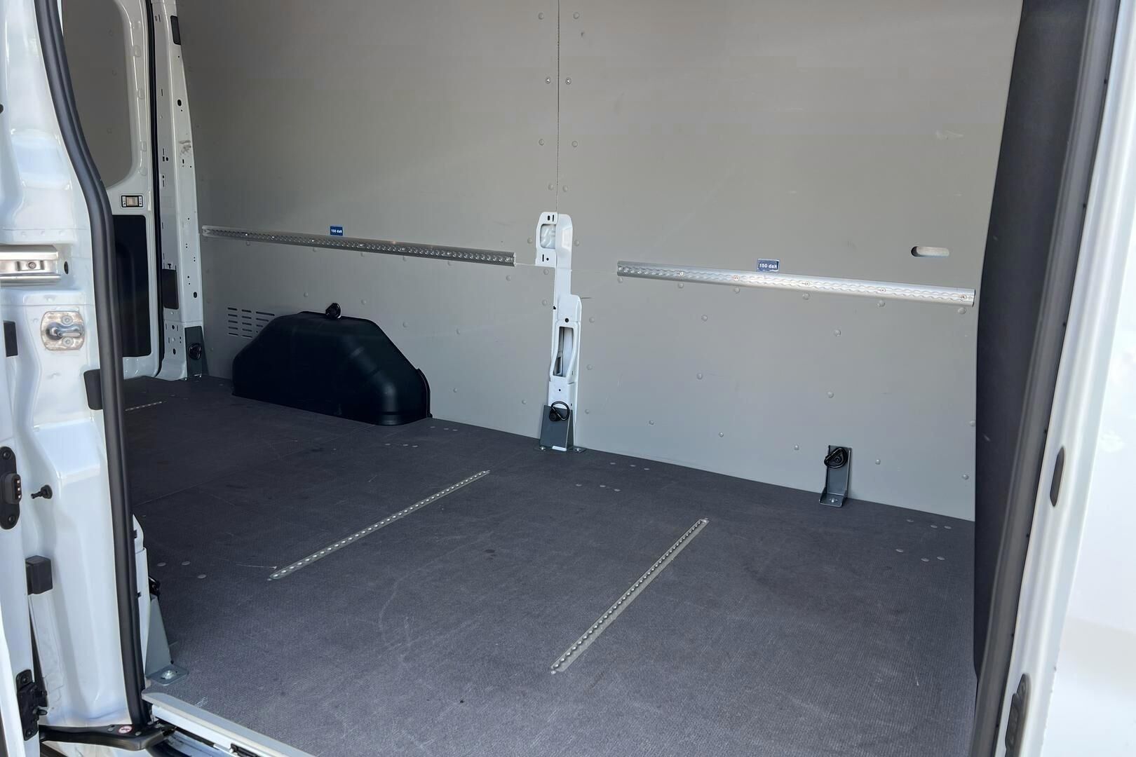 FORD TRANSIT iso kuva 10
