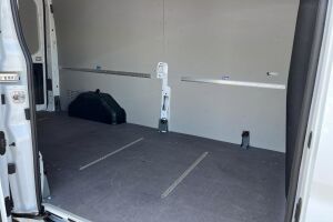 FORD TRANSIT esikatselu 10