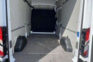 FORD TRANSIT esikatselu 12
