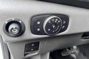 FORD TRANSIT esikatselu 19