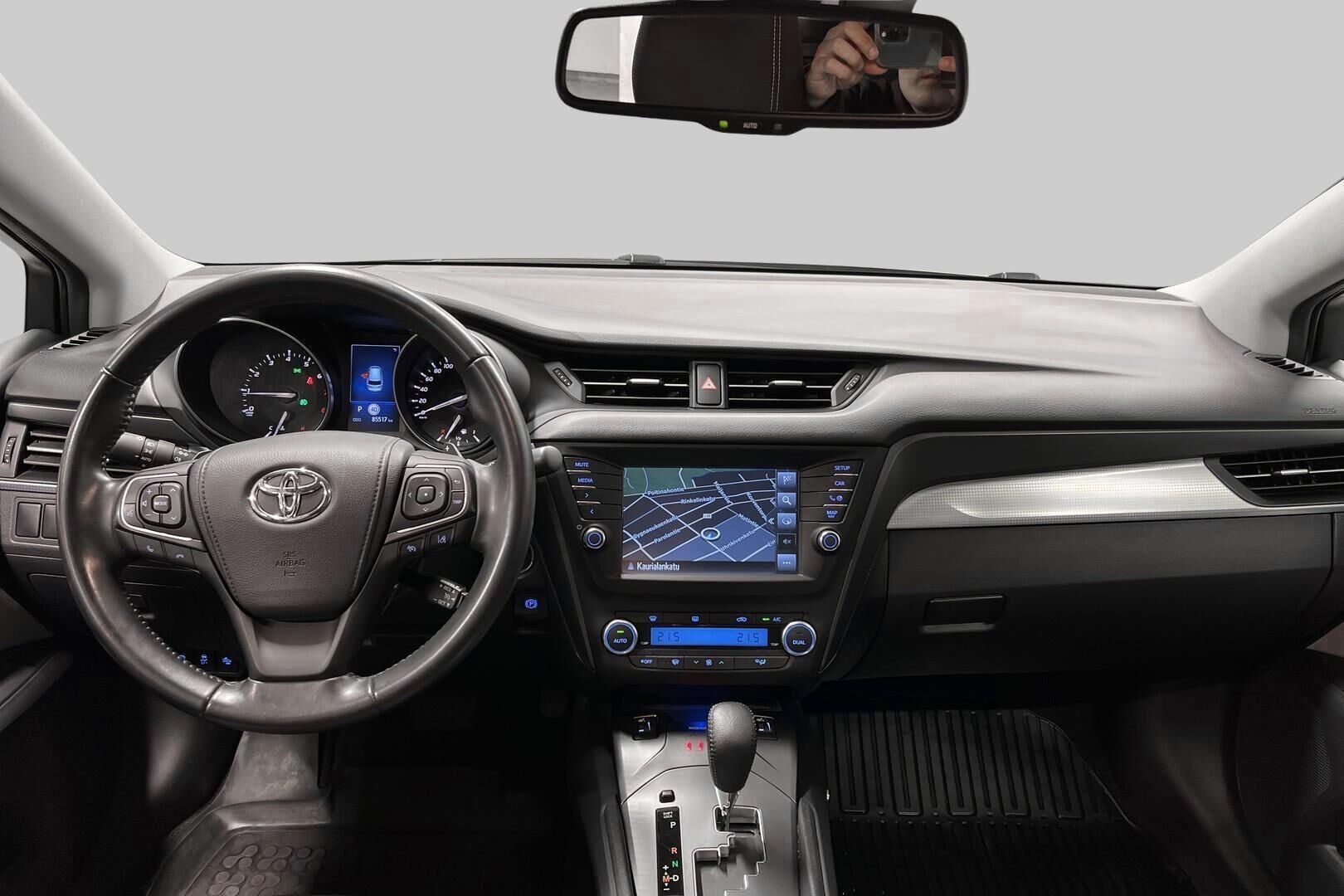 TOYOTA AVENSIS iso kuva 10