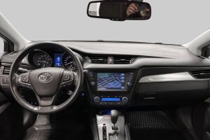 TOYOTA AVENSIS esikatselu 10