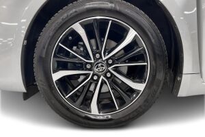 TOYOTA AVENSIS esikatselu 12