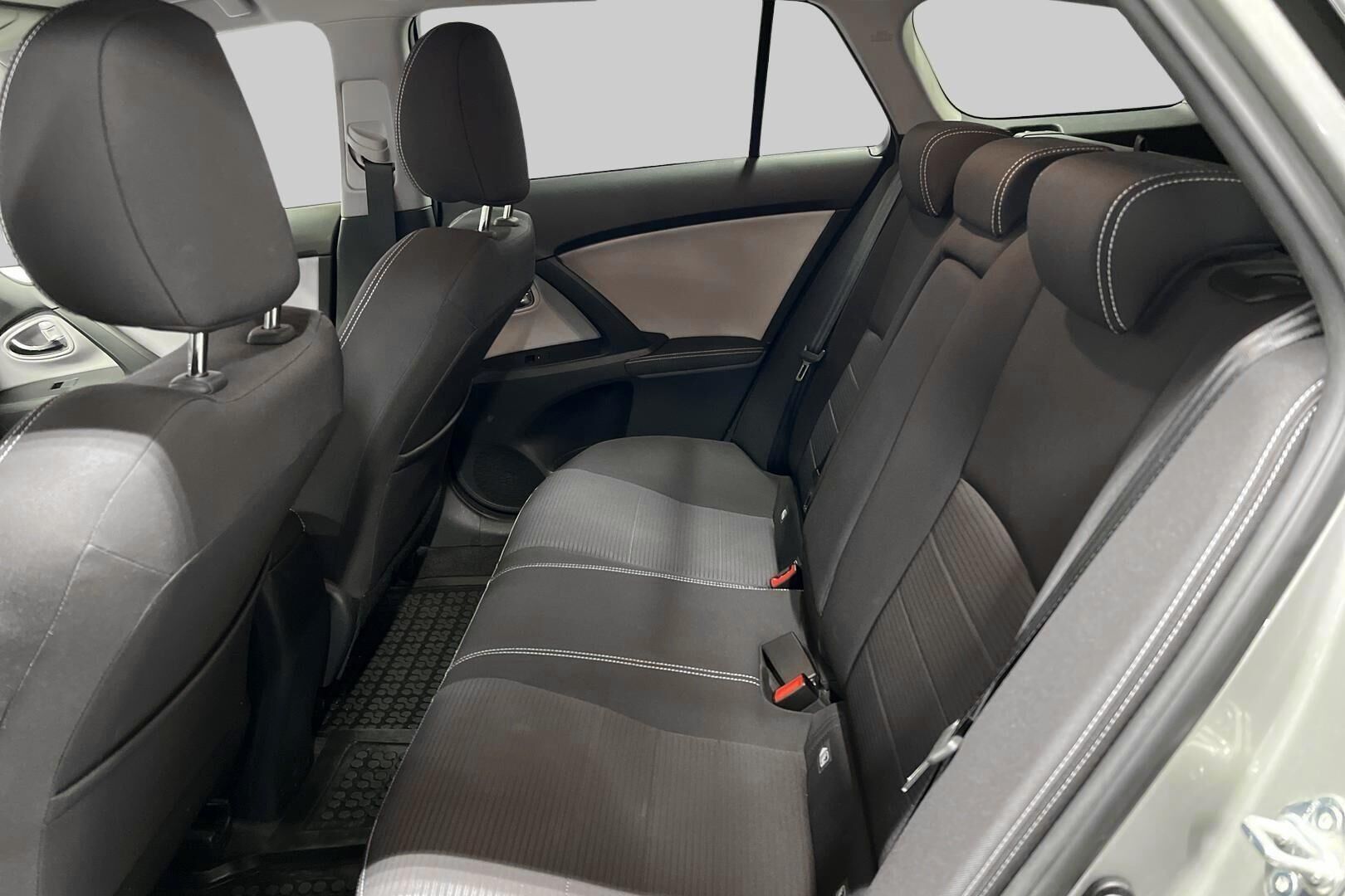 TOYOTA AVENSIS iso kuva 9