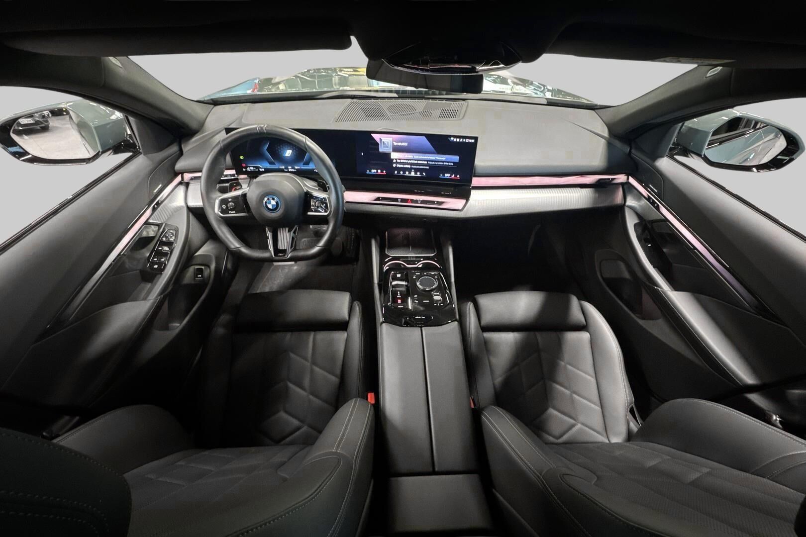BMW 5-SARJA iso kuva 10