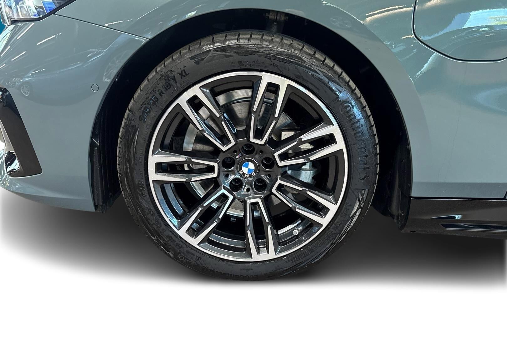 BMW 5-SARJA iso kuva 12