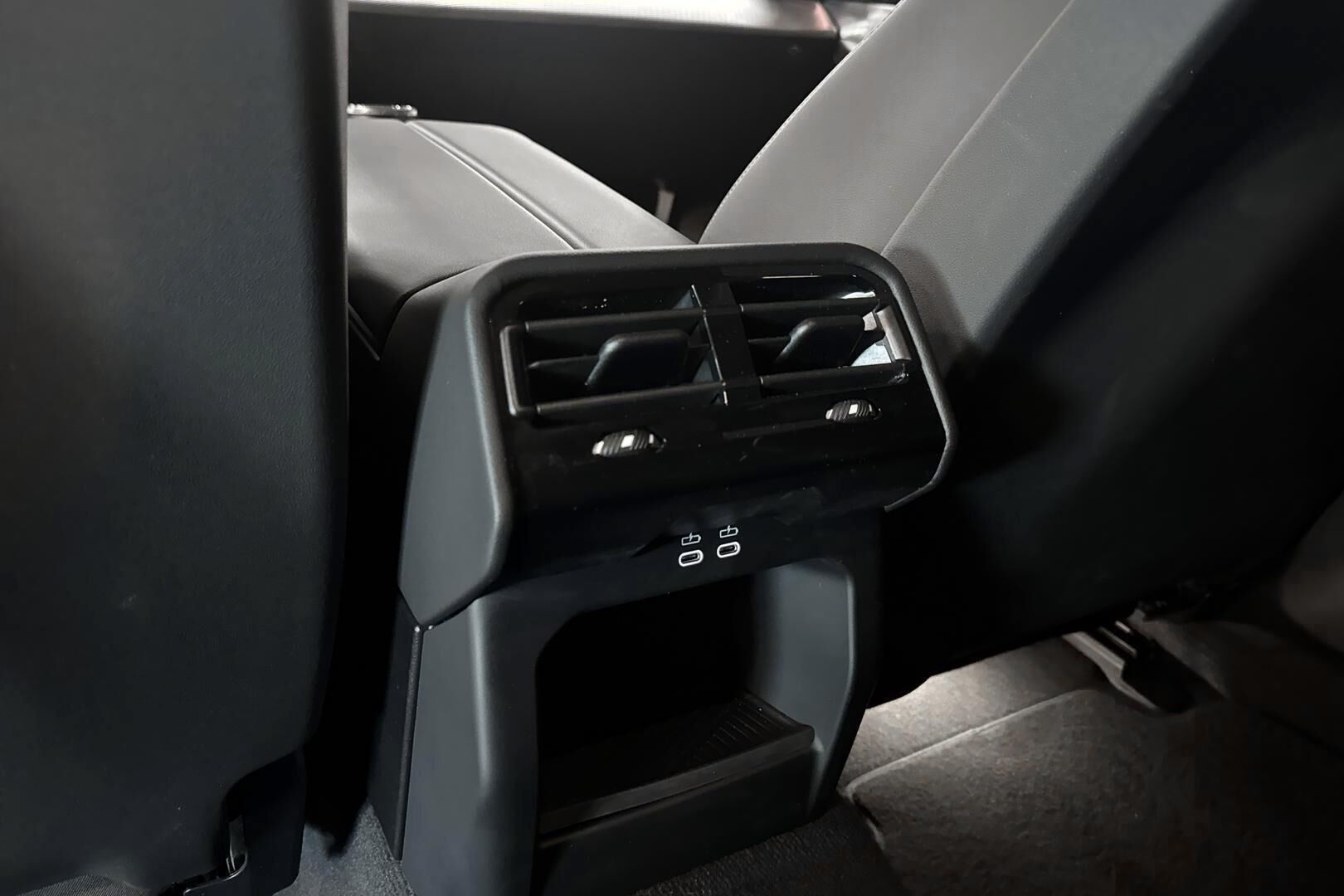 BMW 5-SARJA iso kuva 21