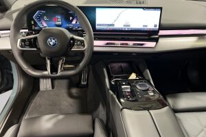 BMW 5-SARJA esikatselu 10