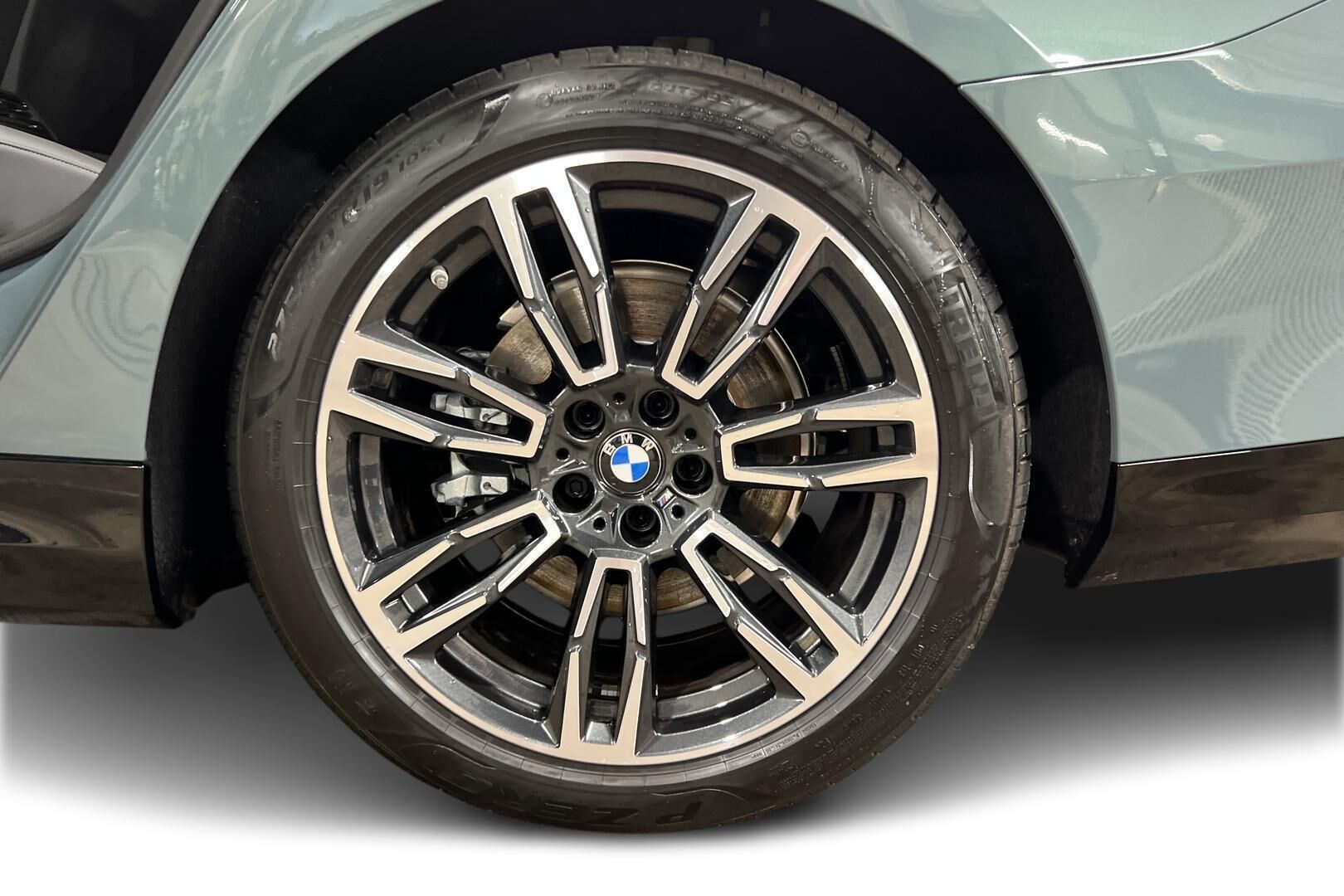 BMW 5-SARJA iso kuva 12