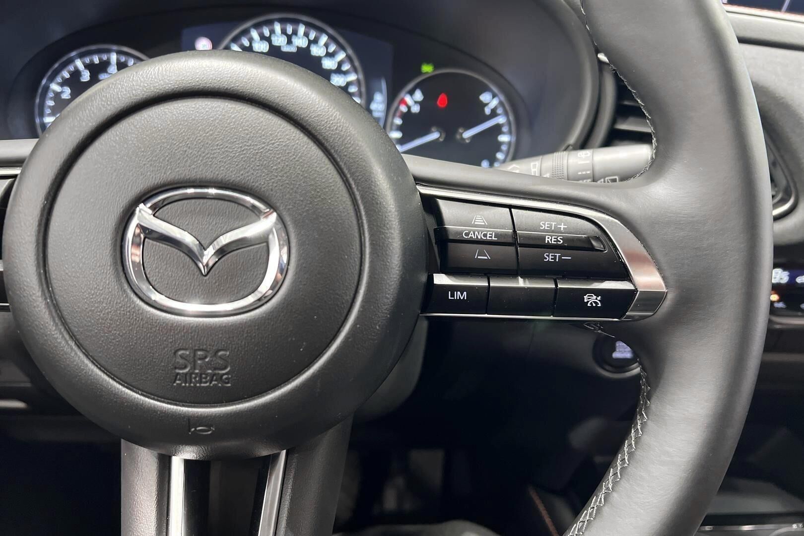 MAZDA CX-30 iso kuva 25