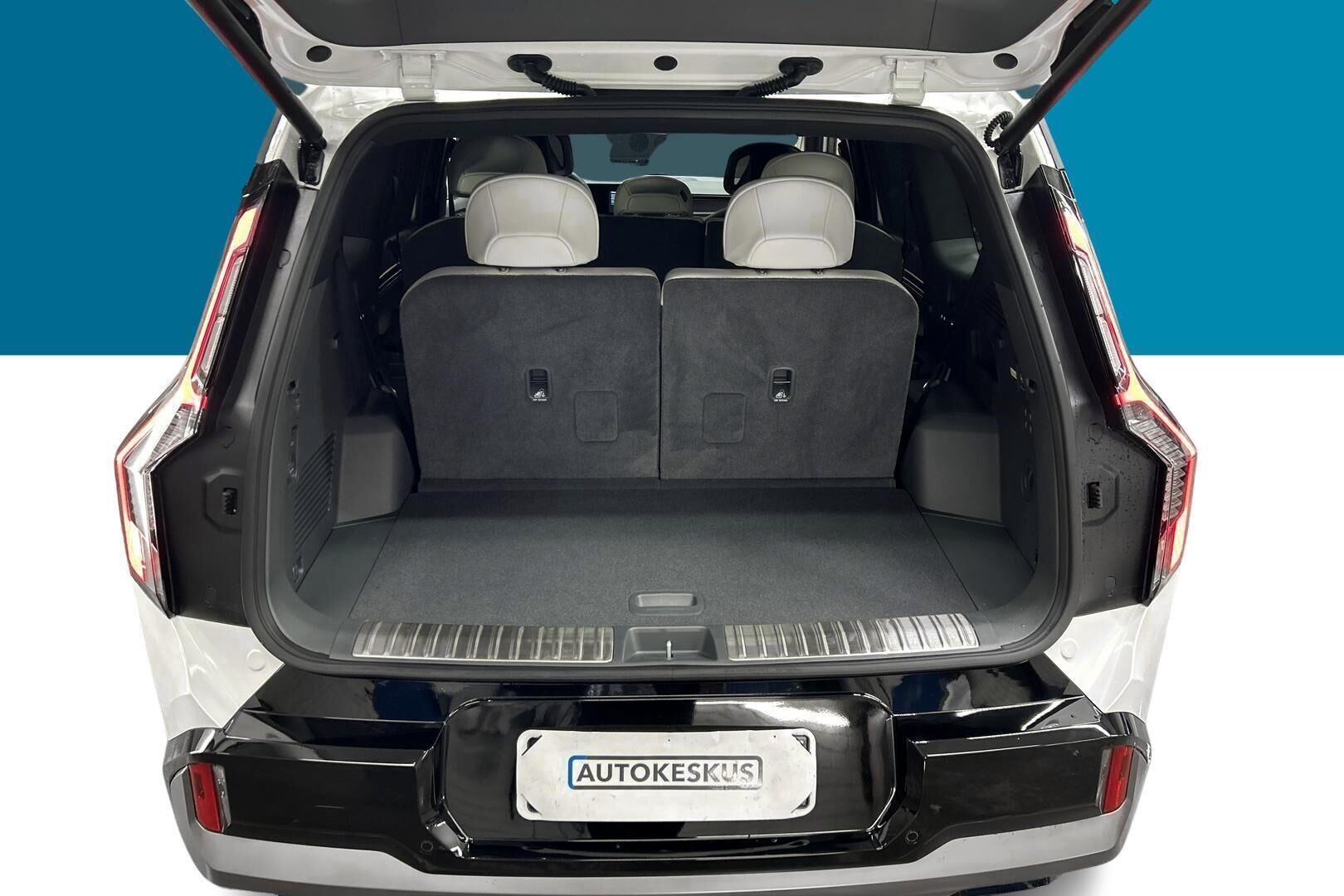 Kia EV9 iso kuva 11