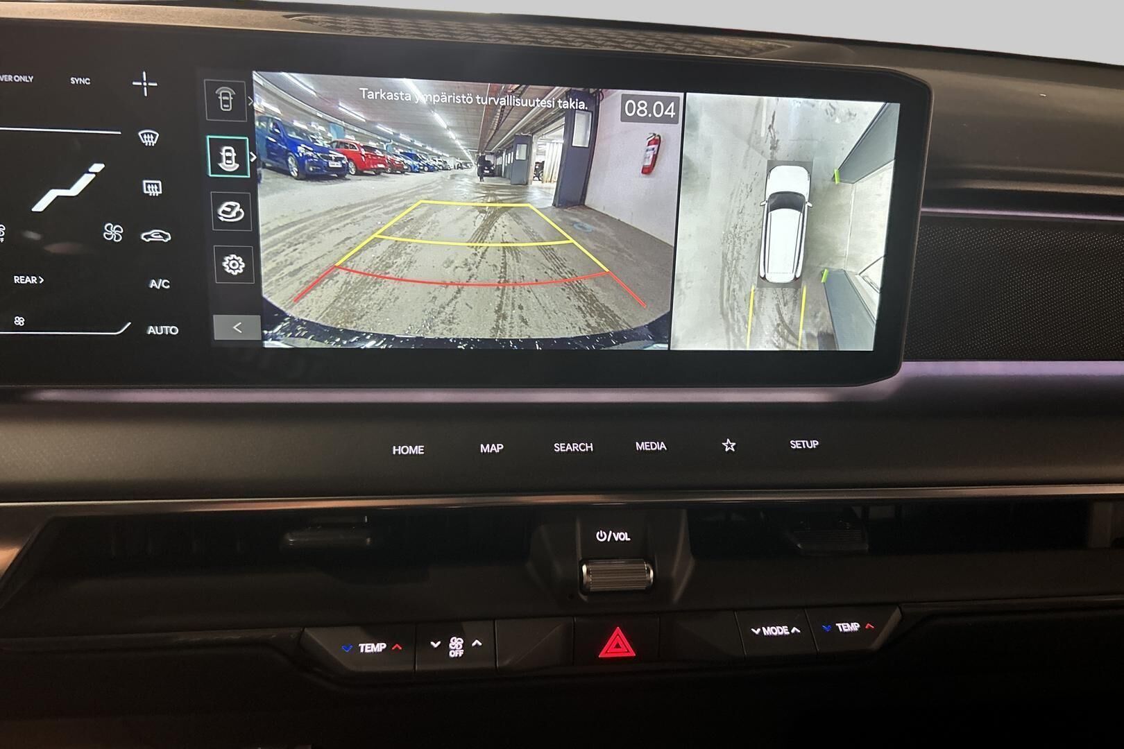Kia EV9 iso kuva 19