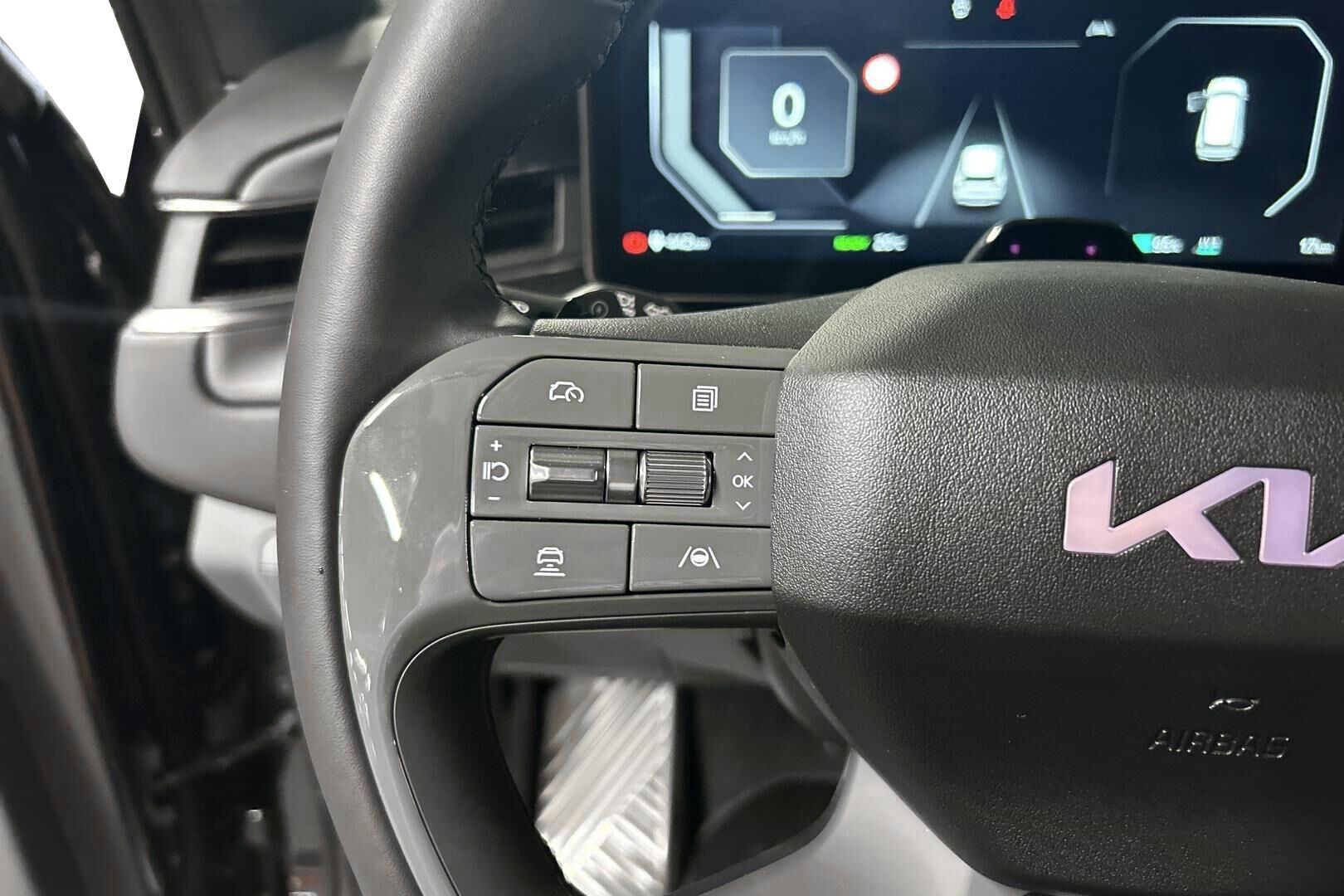 Kia EV9 iso kuva 20