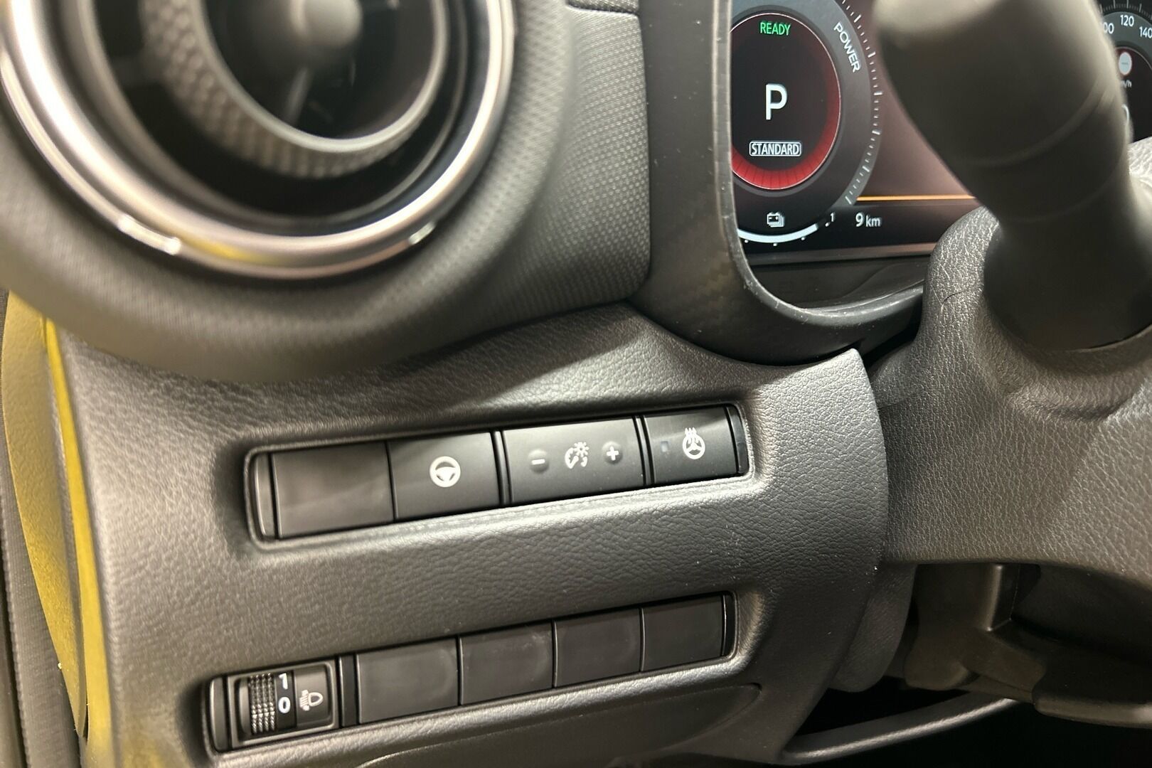 Nissan Juke iso kuva 15