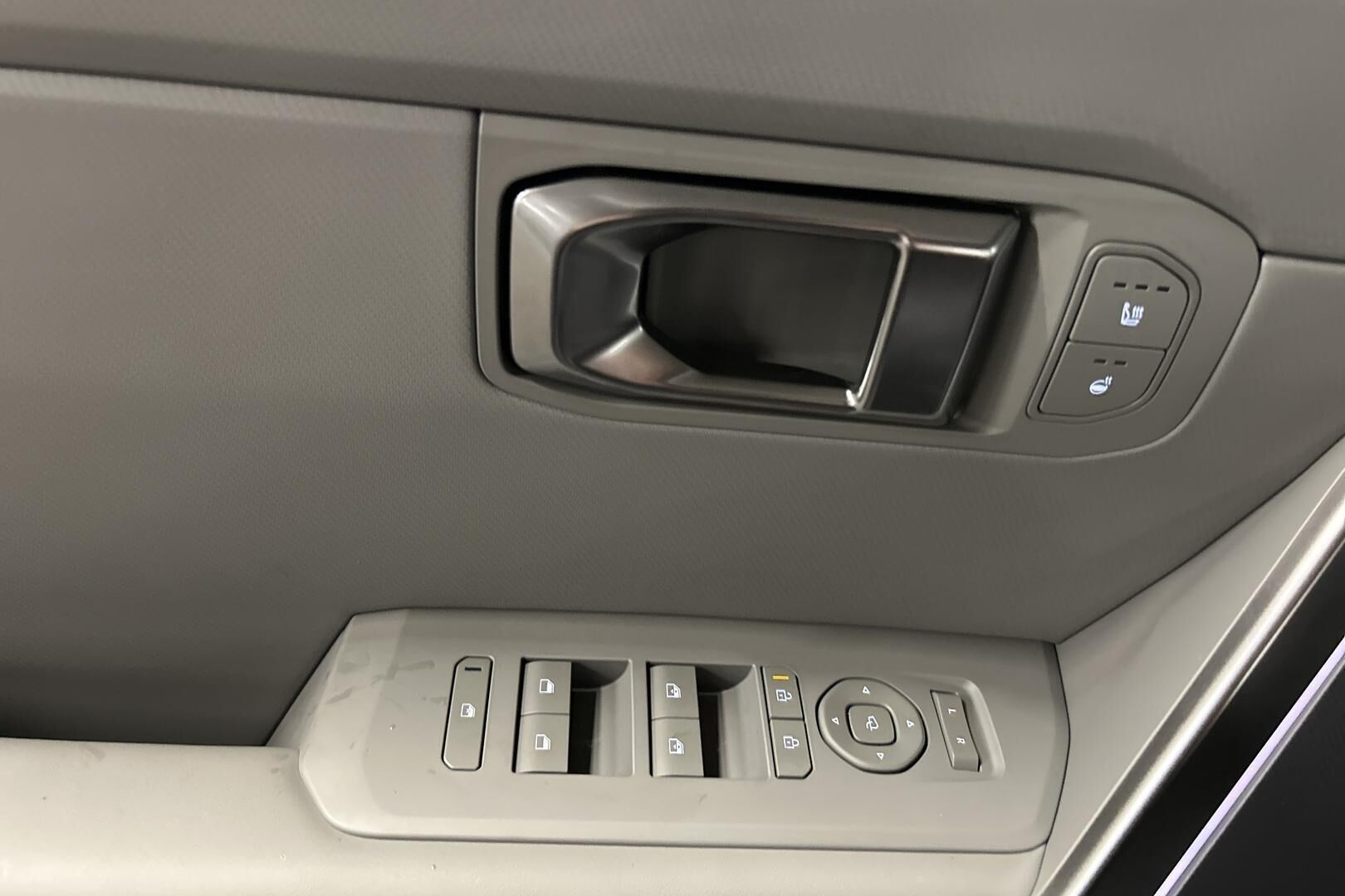 Kia Seltos iso kuva 16