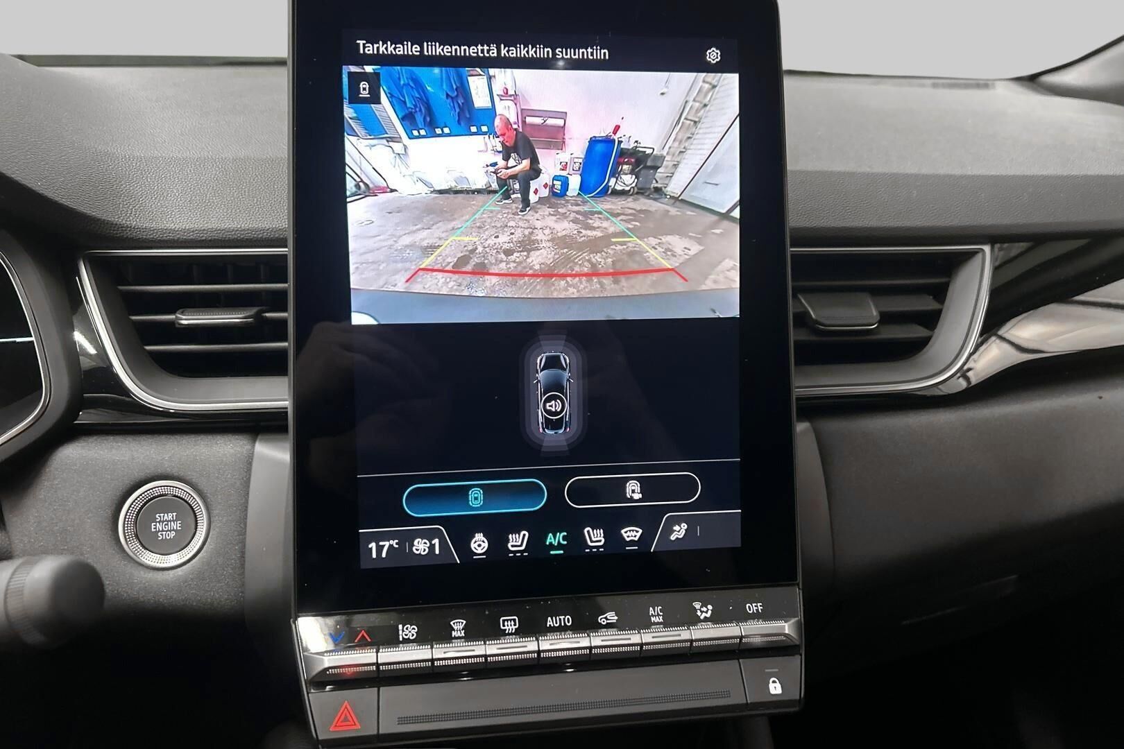 Mitsubishi Grandis iso kuva 18