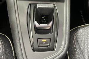 Mitsubishi Grandis esikatselu 20