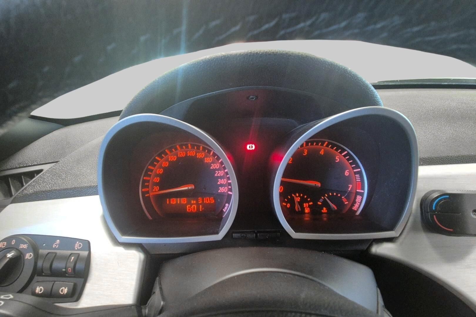 BMW Z4 iso kuva 22