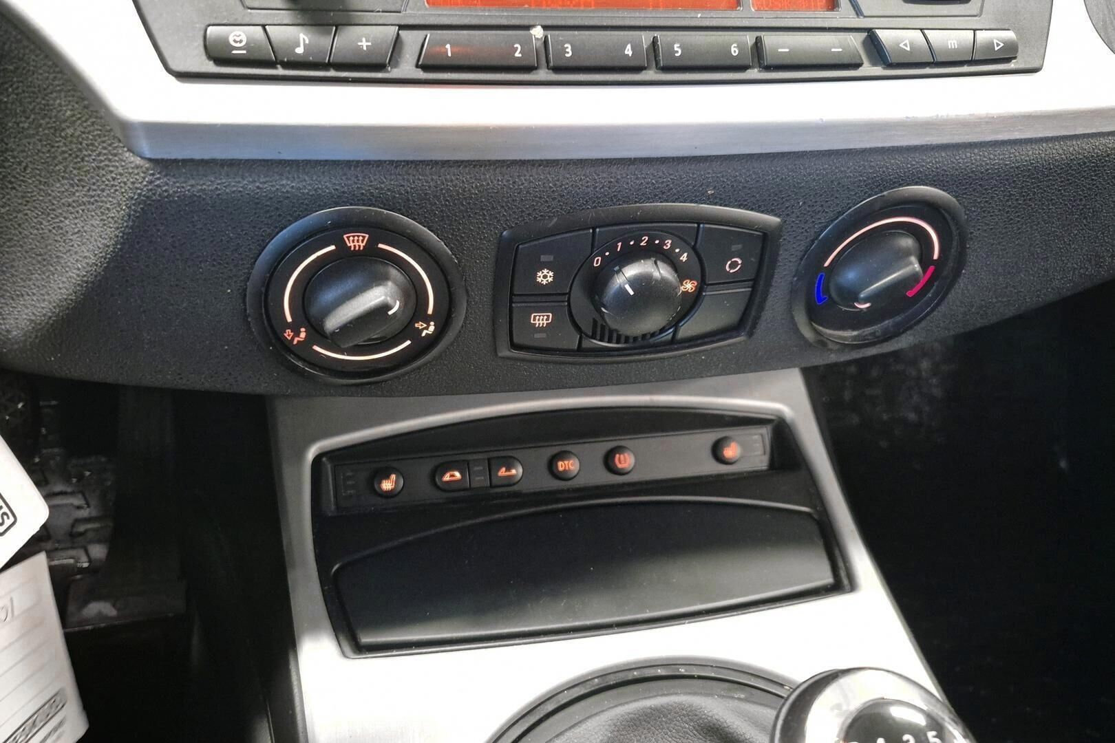 BMW Z4 iso kuva 24