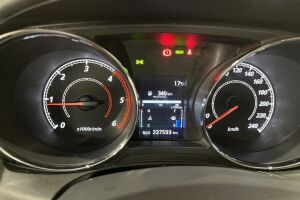 Mitsubishi ASX esikatselu 15