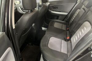 Kia cee'd esikatselu 10