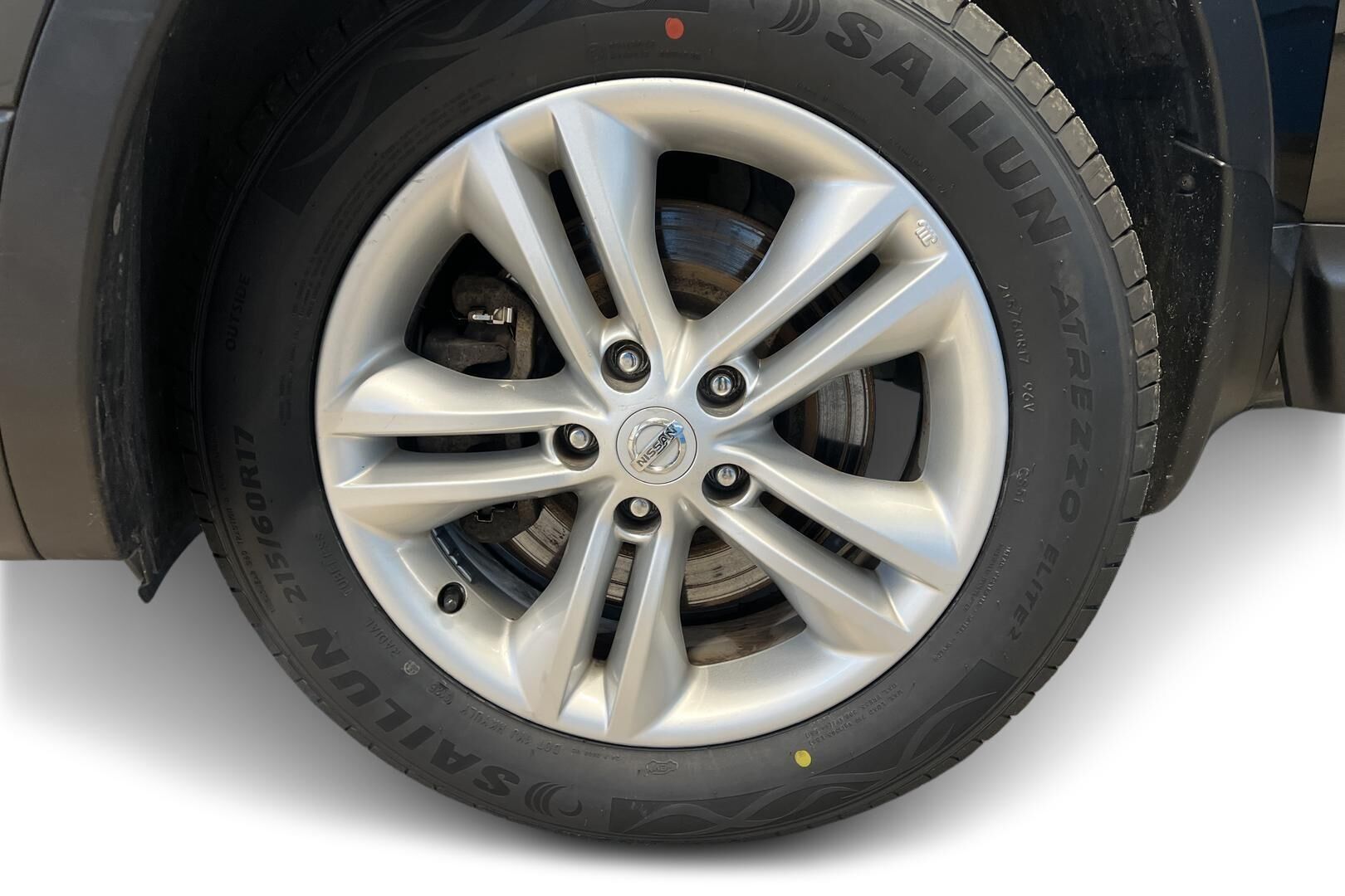 Nissan Qashqai+2 iso kuva 13