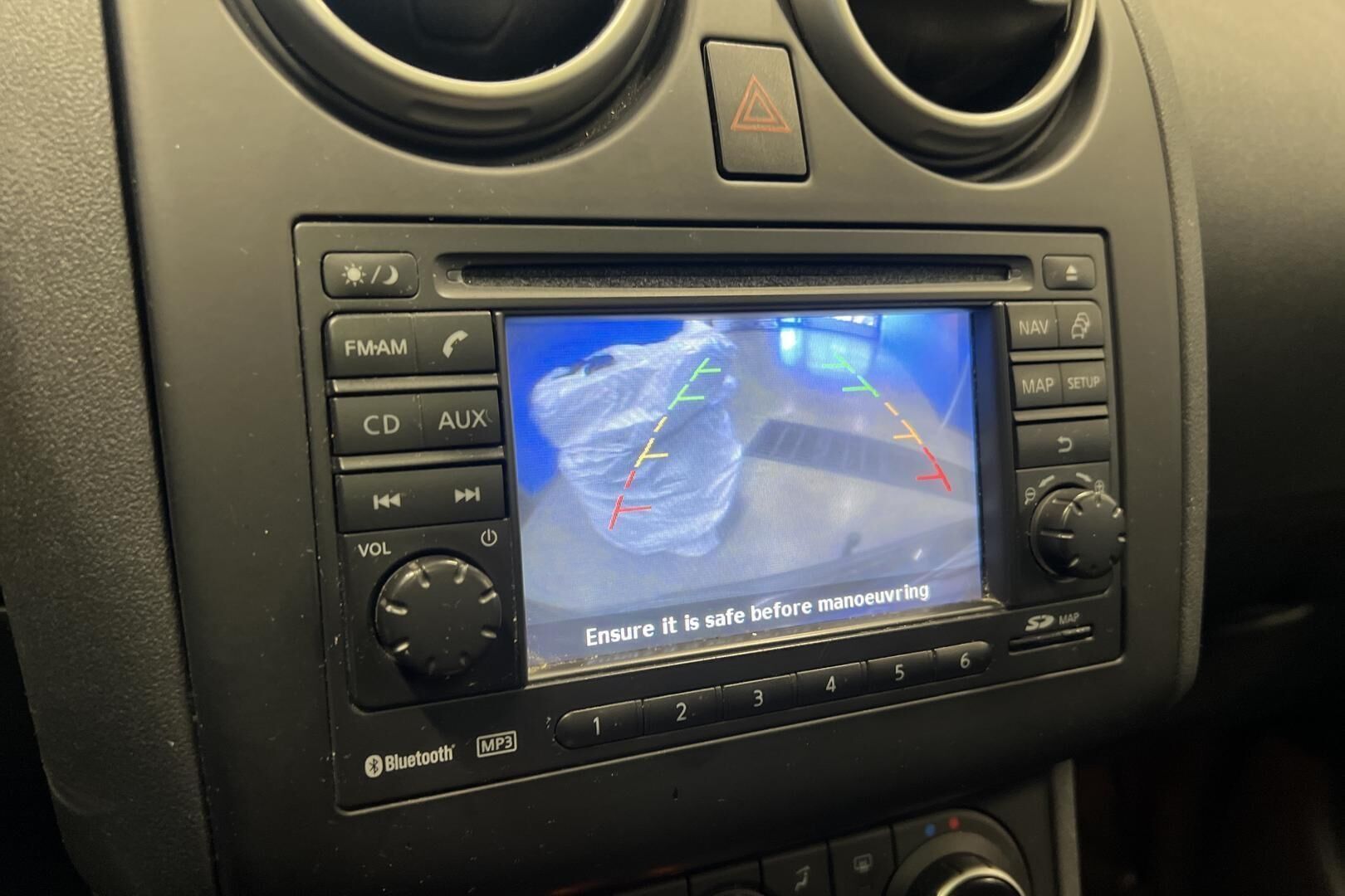 Nissan Qashqai+2 iso kuva 16