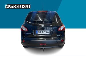 Nissan Qashqai+2 esikatselu 6