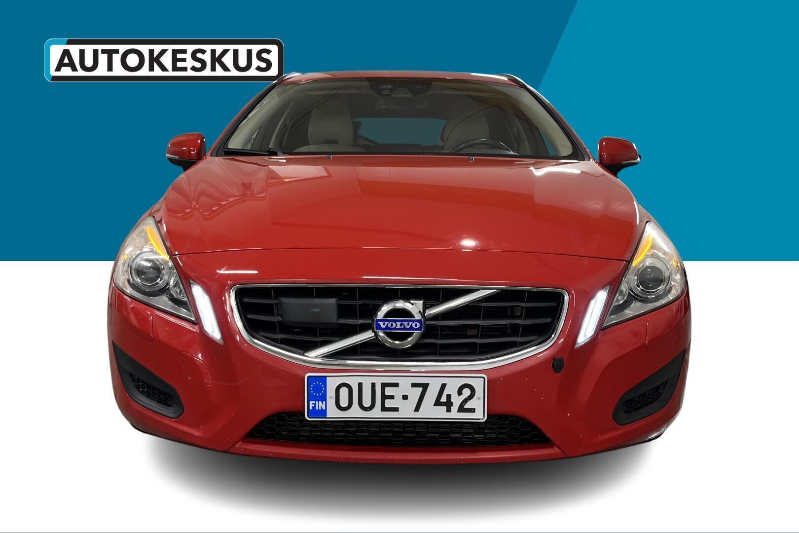 Volvo V60 D3 Momentum aut 2011, kuva 3/18