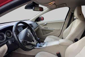 Volvo V60 esikatselu 4