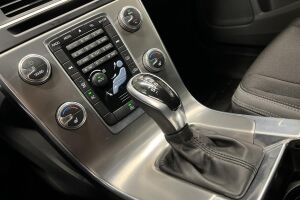 Volvo V60 esikatselu 16