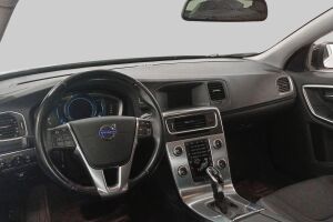 Volvo V60 esikatselu 2