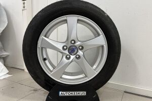 Volvo V60 esikatselu 21