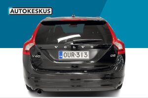 Volvo V60 esikatselu 6