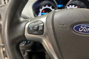 Ford Tourneo Courier esikatselu 19