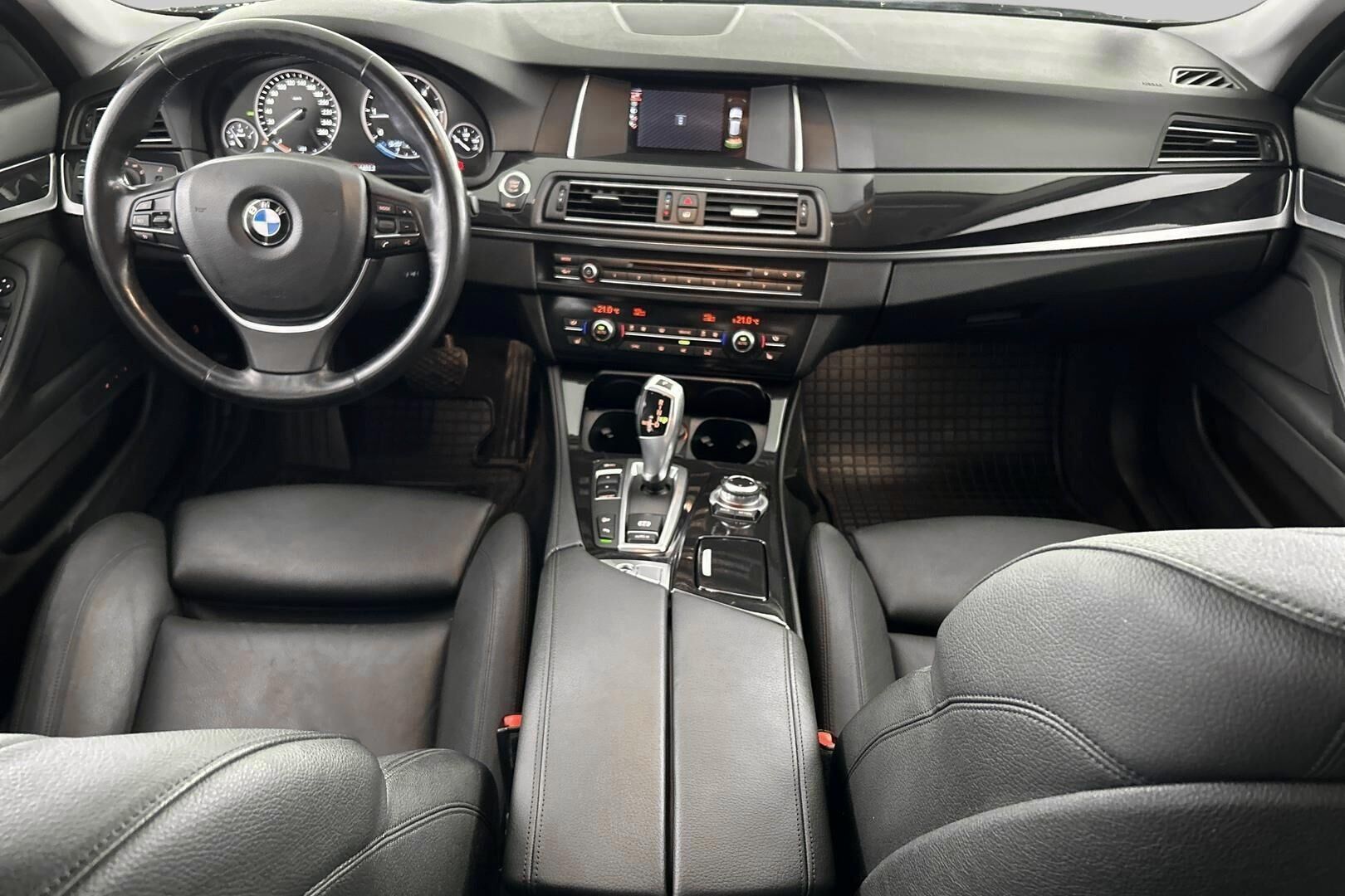 BMW 5-SARJA iso kuva 25