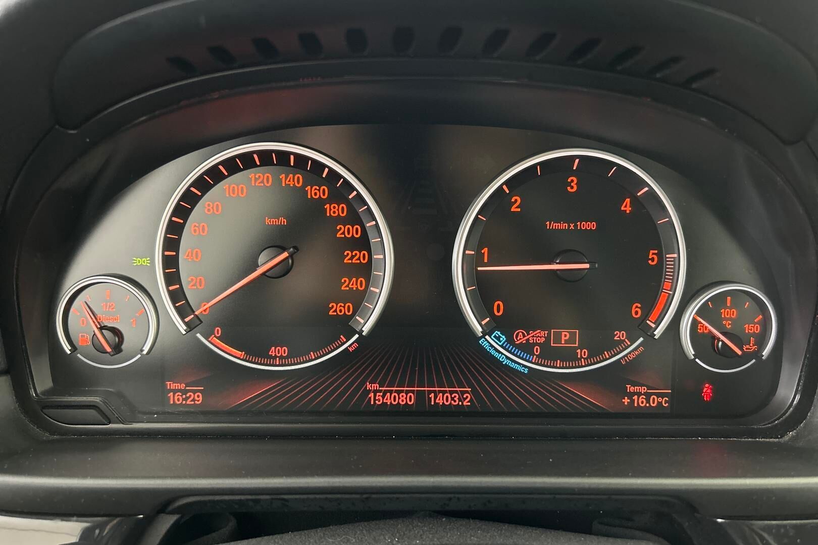 BMW 5-SARJA iso kuva 11