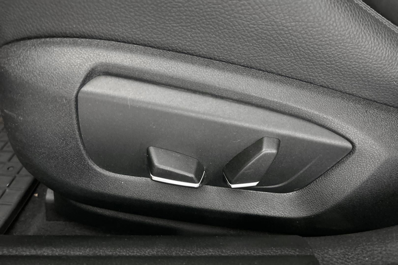 BMW 5-SARJA iso kuva 23