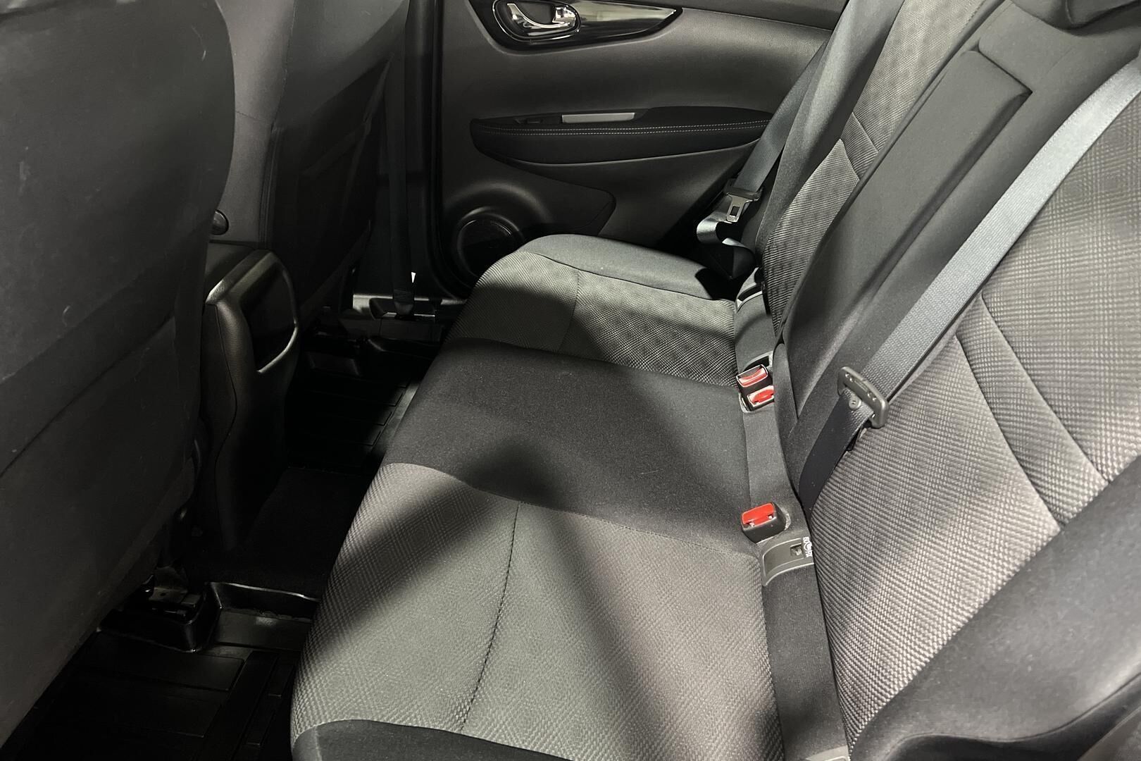 Nissan Qashqai iso kuva 10