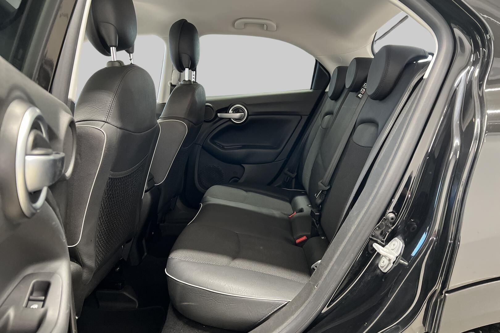 Fiat 500X iso kuva 10