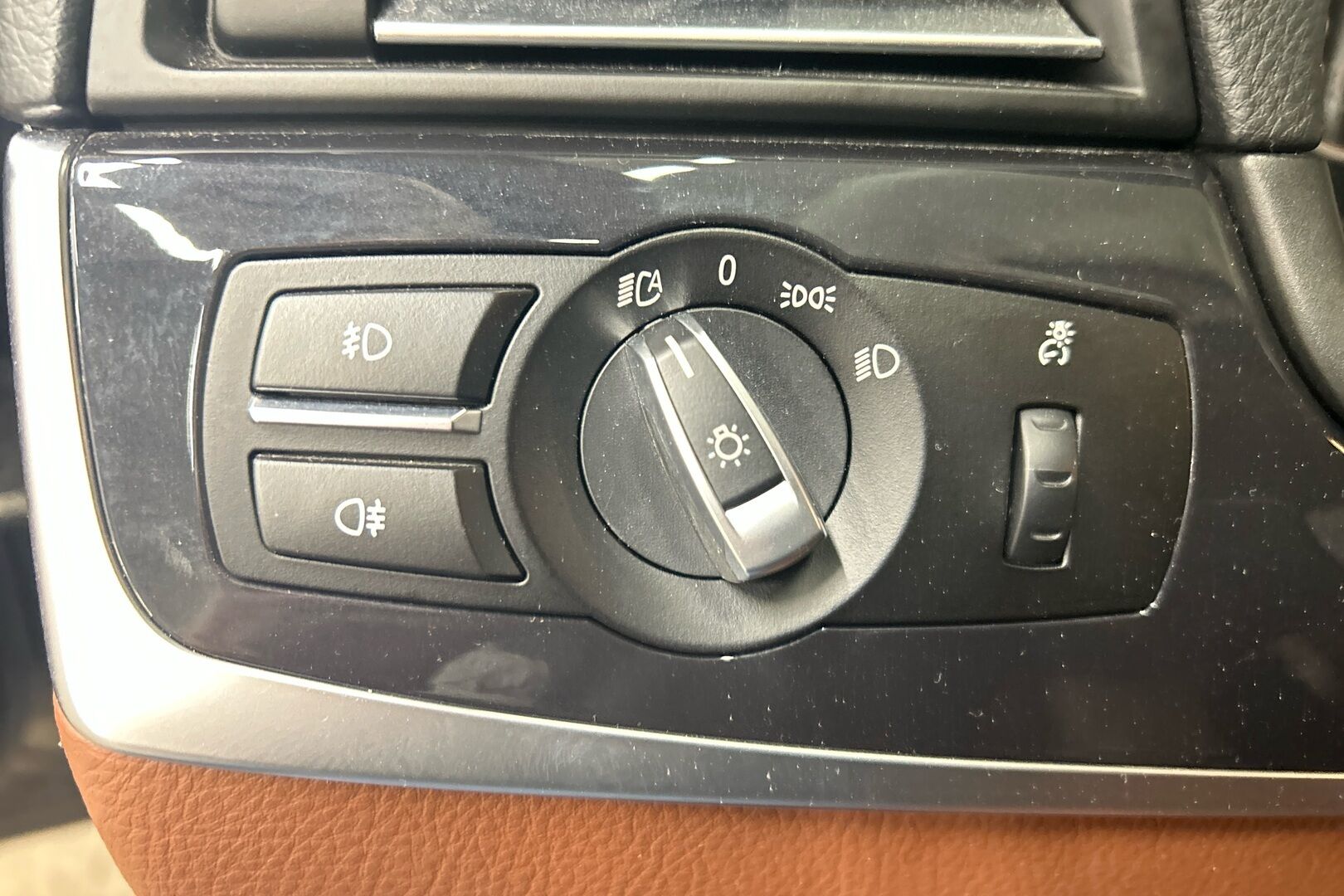 BMW 5-sarja iso kuva 15