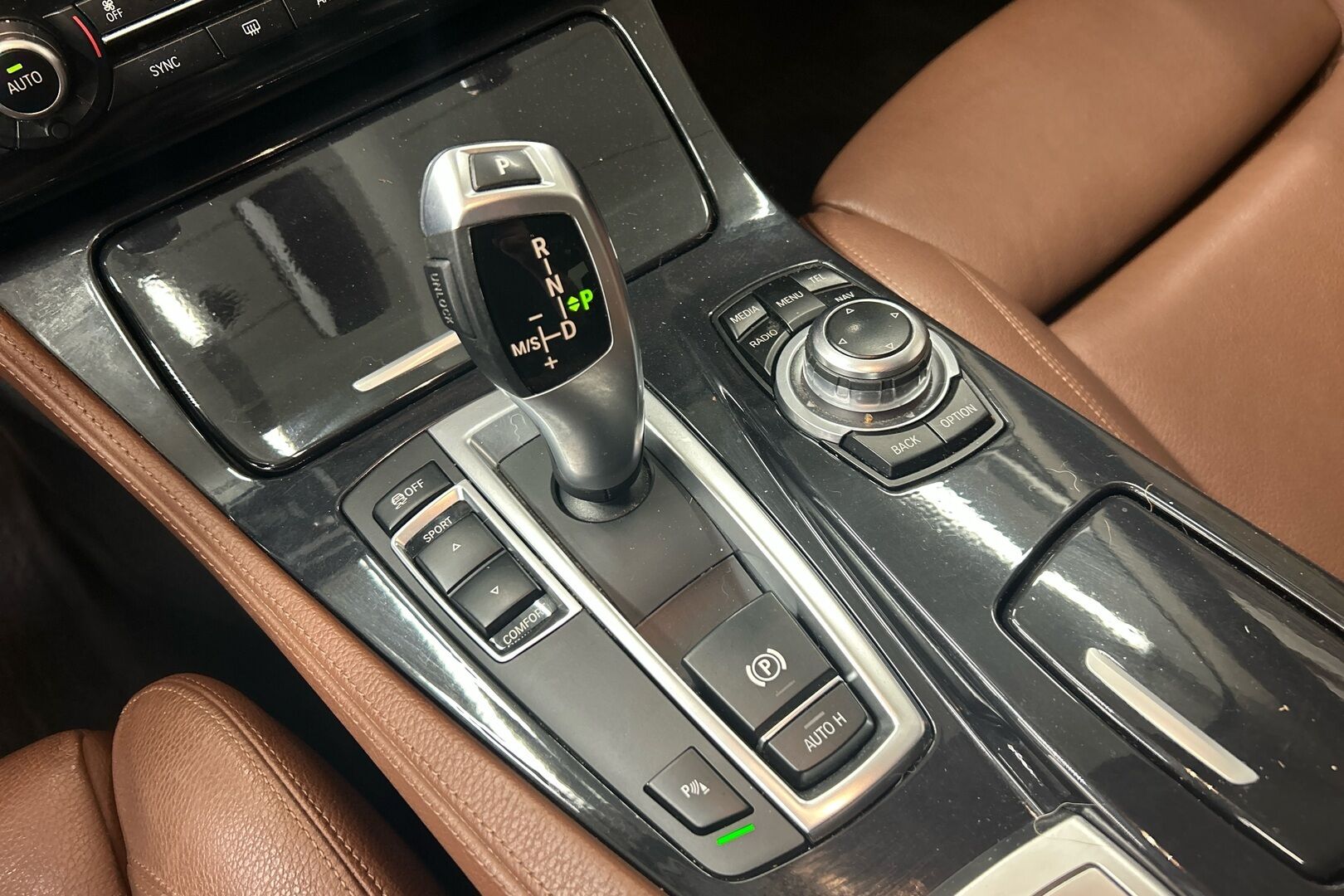 BMW 5-sarja iso kuva 10